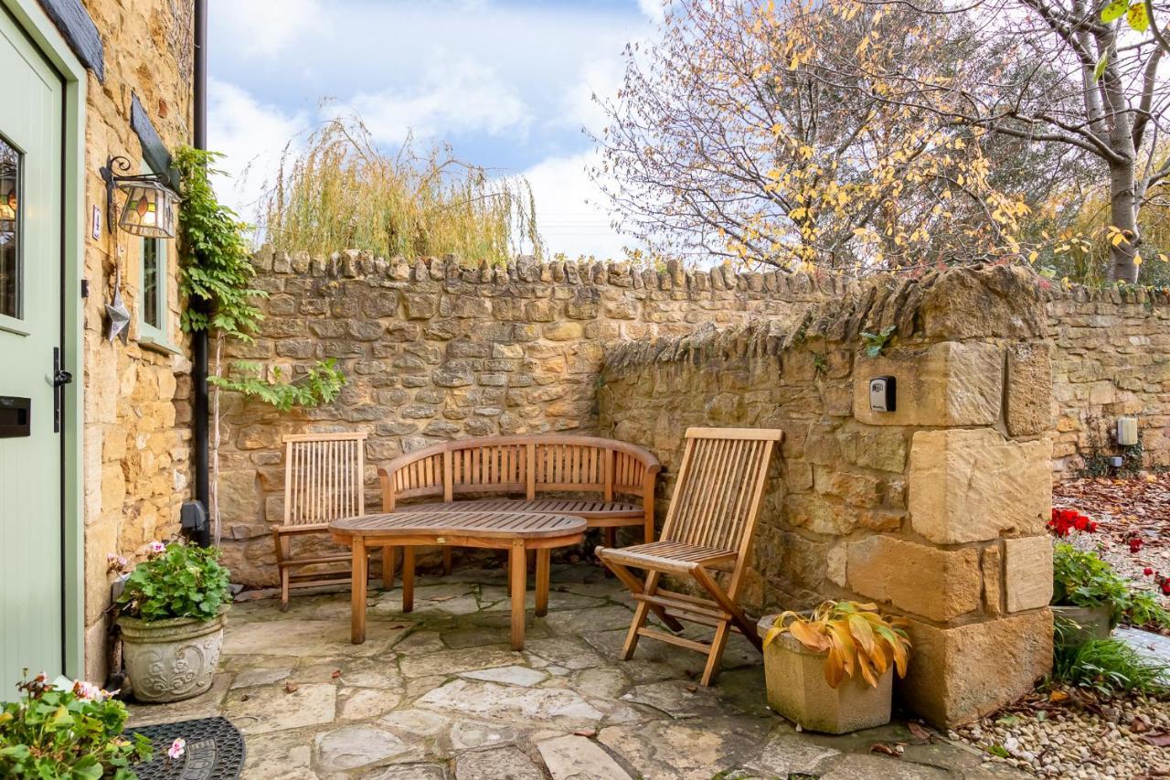 Granary Cottage - Luxury Barn Conversion Weston Subedge المظهر الخارجي الصورة